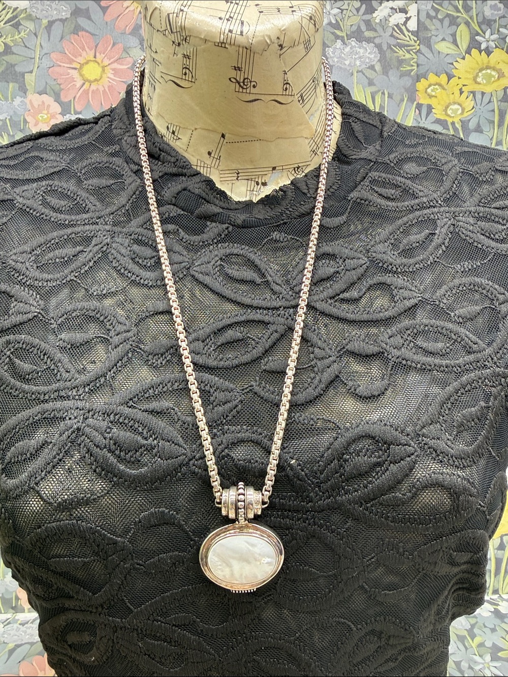 Vintage Joseph Esposito ESPO SIG 925 Sterling Silver Mother of Pearl Pendant 23"